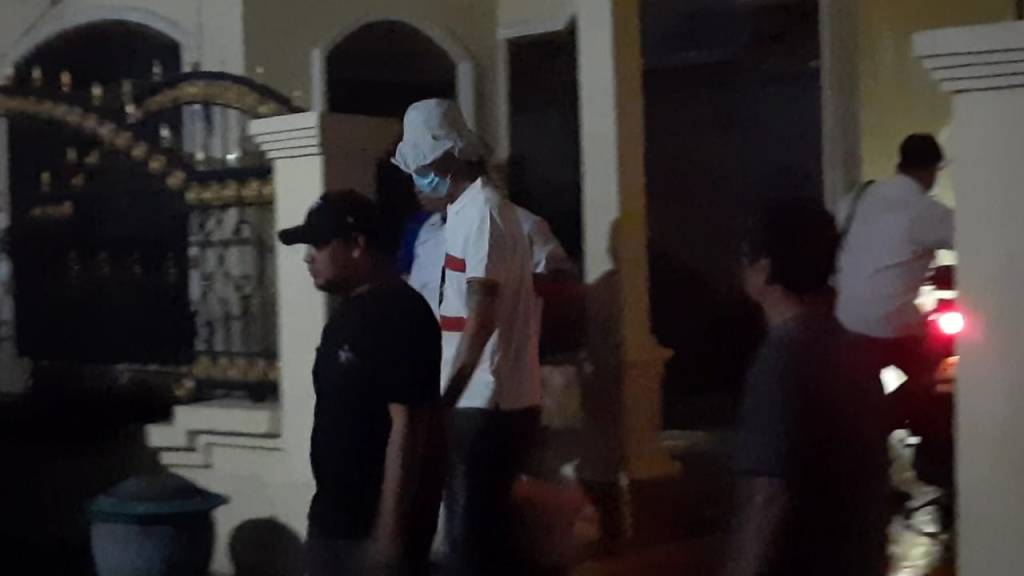 Polda Metro Jaya dan Polrestabes Surabaya Grebek Sebuah Rumah Kontrakan di Kediri, Diduga Tangkap Buronan Kasus Ini