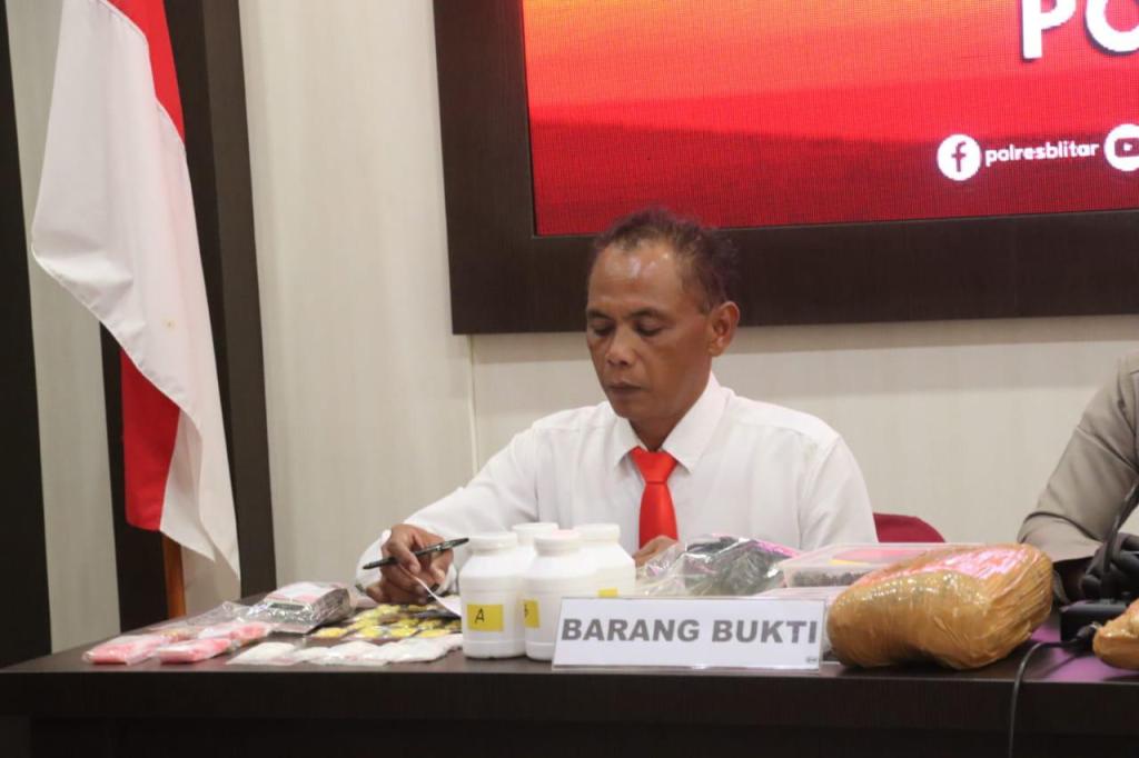 Kronologi Kasat Narkoba Polres Blitar Ketahuan Gunakan Narkotika; Gelagatnya Aneh