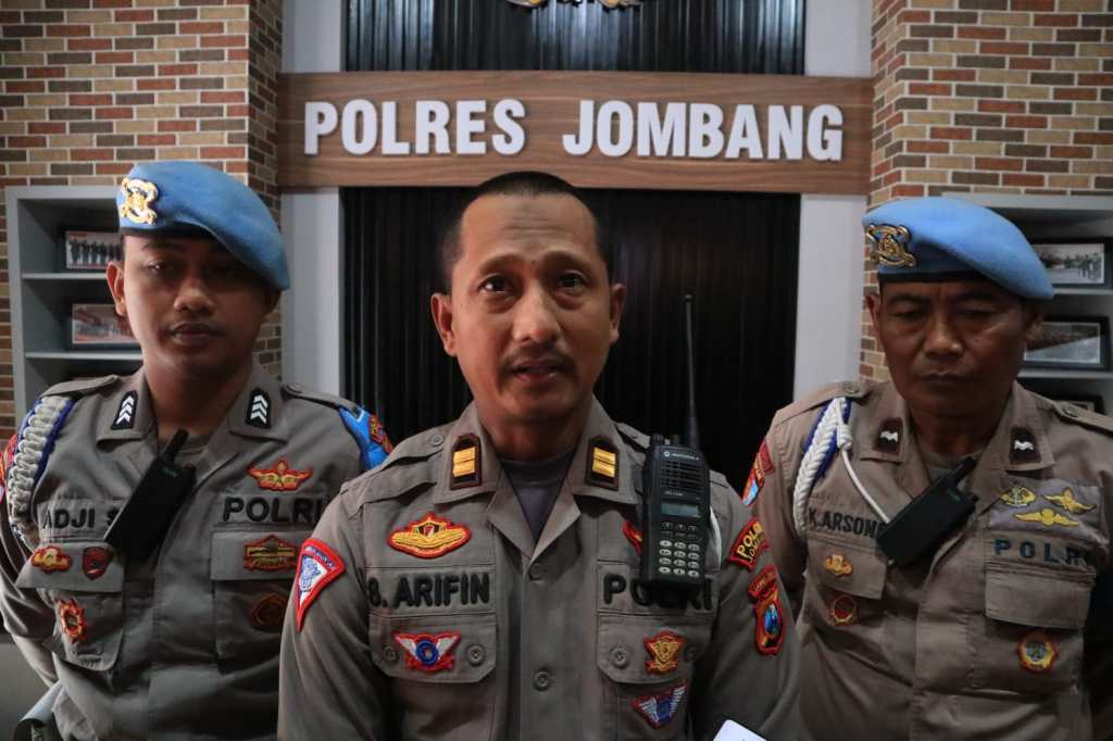 Balap Liar di Jombang Picu Kecelakaan, Serempet Polisi Saat&nbsp;‘Pengamanan’