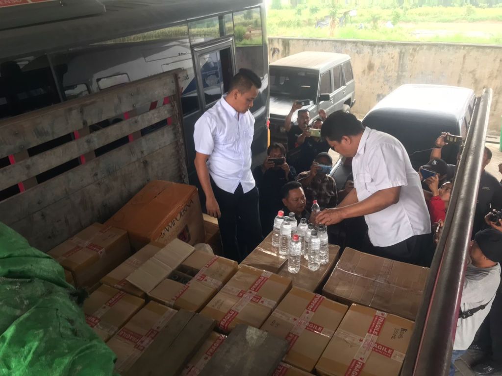 Polisi Blitar Gagalkan Pengiriman Satu Truk Arak Bali ke Luar&nbsp;Pulau